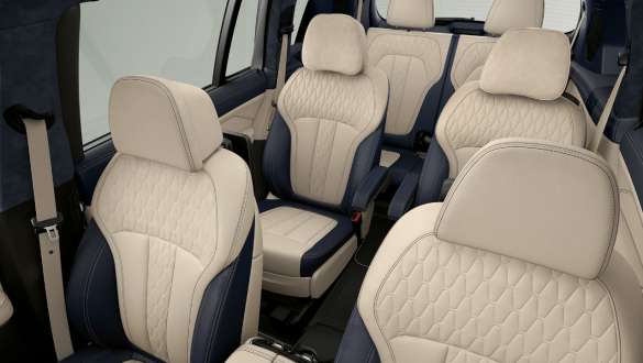 BMW X7 Six seater Slanted top view of the six seats of the BMW X7