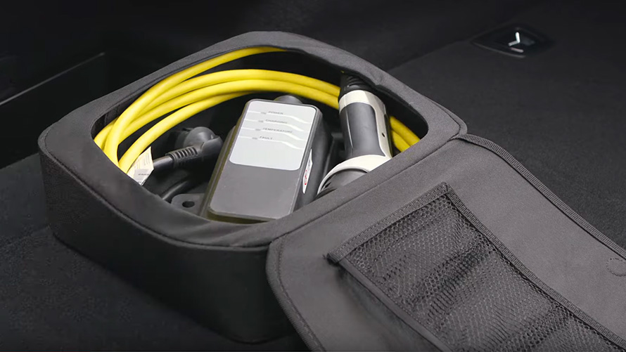 Charging accessories for BMW plug-in hybrid in bag BMW 2 Series Active Tourer F45 charging accessories for BMW Plug-in Hybrid in bag close-up