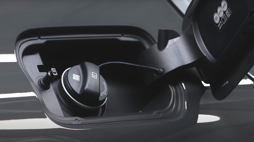 BMW plug-in hybrid fuel cap BMW 2 Series Active Tourer F45 BMW plug-in hybrid fuel tank cap close-up