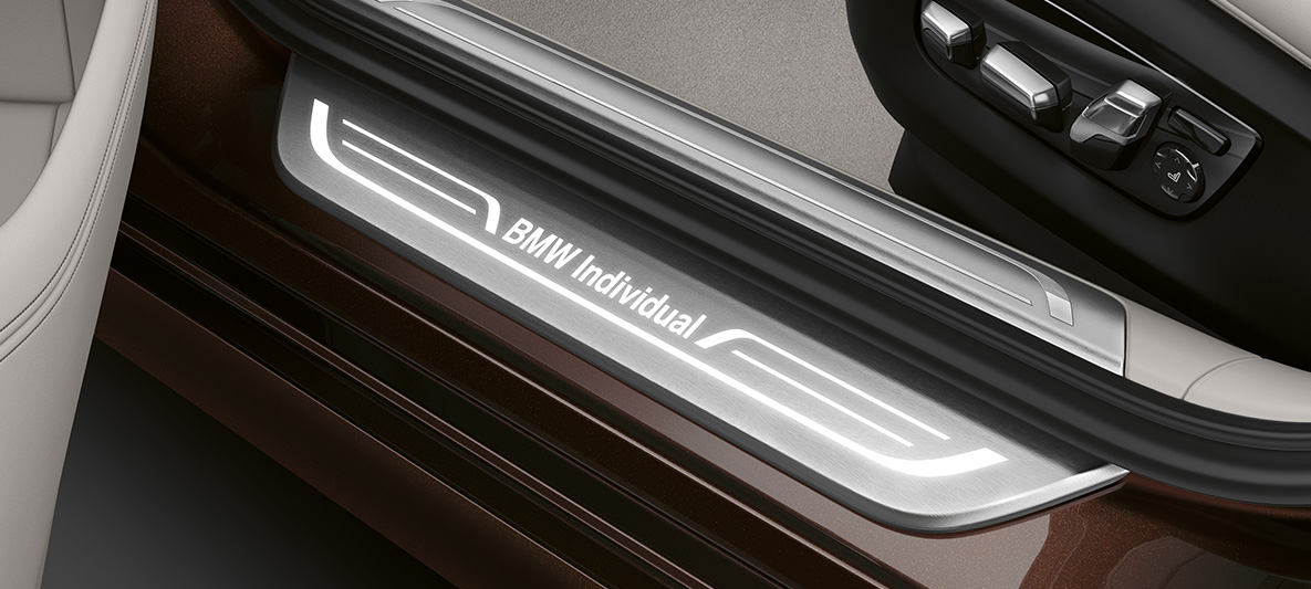 BMW Individual 7 Series Sedan entry sill BMW 7 Series Sedan: entry sill with BMW Individual lettering