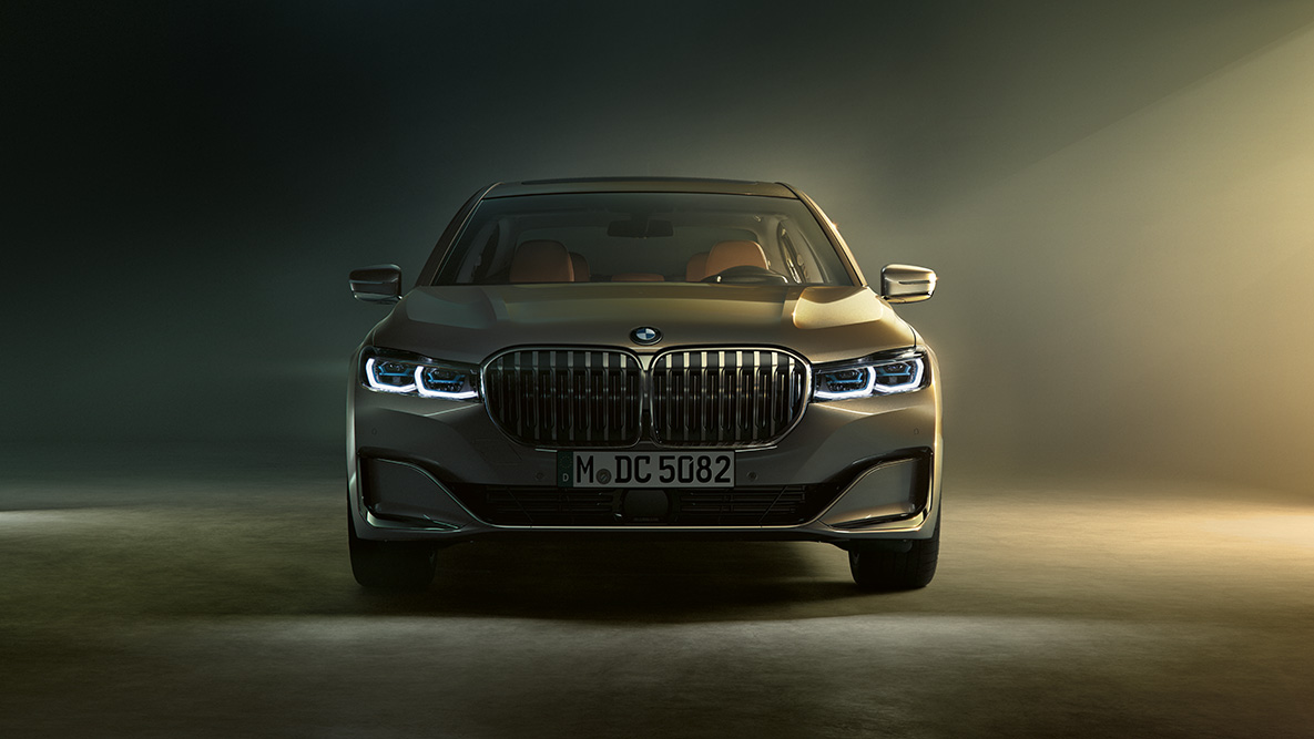 BMW 7 Series Sedan in front view BMW 7 Series Sedan: front view in dimmed light