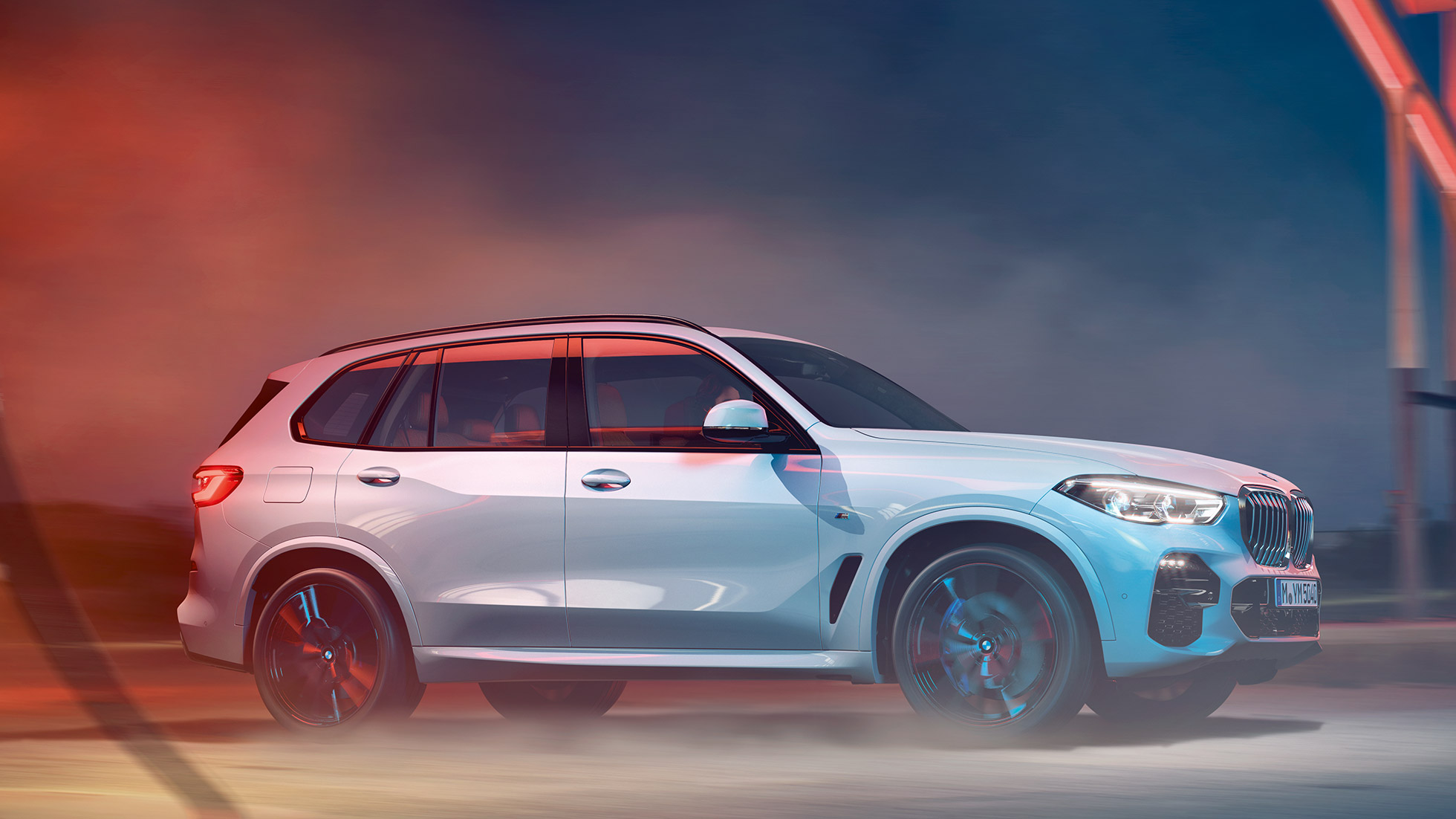 BMW X5 G05 2018 side view BMW X5 G05 2018 Mineral White metallic side view