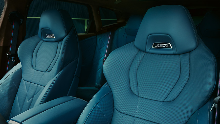 BMW XM BMW Individual leather 'Merino' with exclusive contents | Deep Lagoon